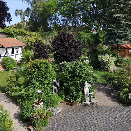 Apartment Paradise Garden *