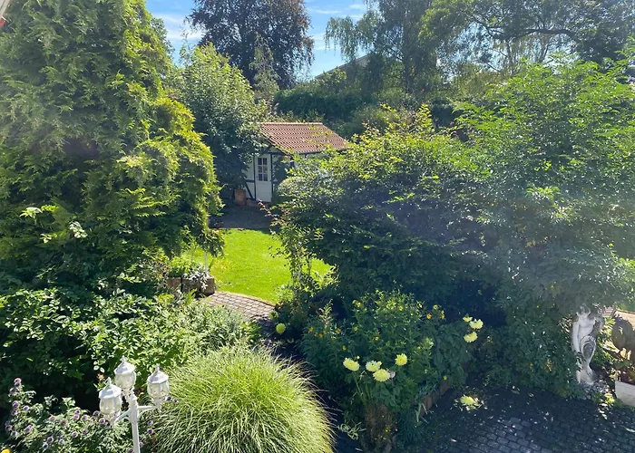 Paradise Garden Apartman *